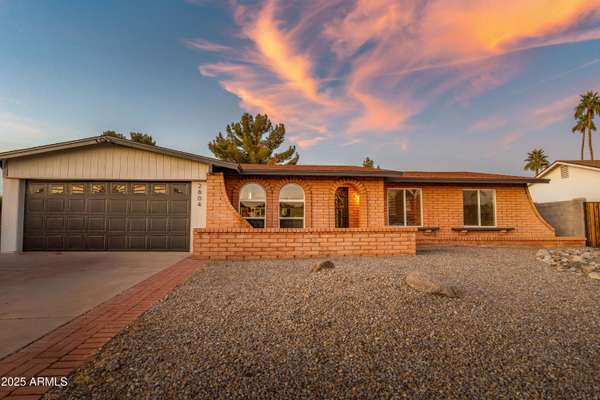 2804 W Curry Street, Chandler, AZ 85224