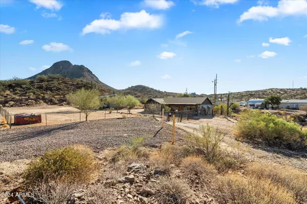 New River, AZ 85087,3537 W Meander Road