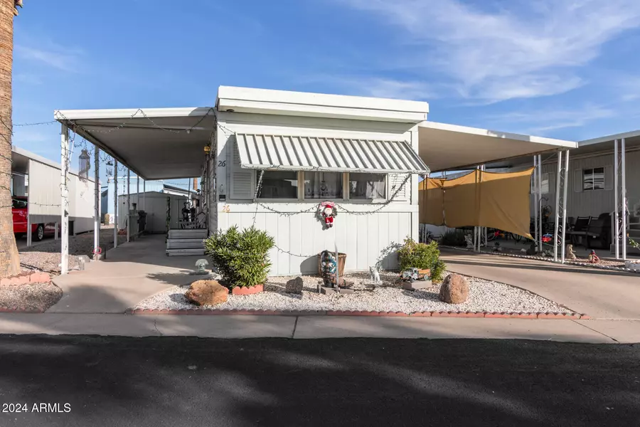 10220 E APACHE Trail #26, Apache Junction, AZ 85120