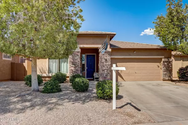 San Tan Valley, AZ 85143,22 E MILL REEF Drive