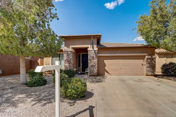 San Tan Valley, AZ 85143,22 E MILL REEF Drive