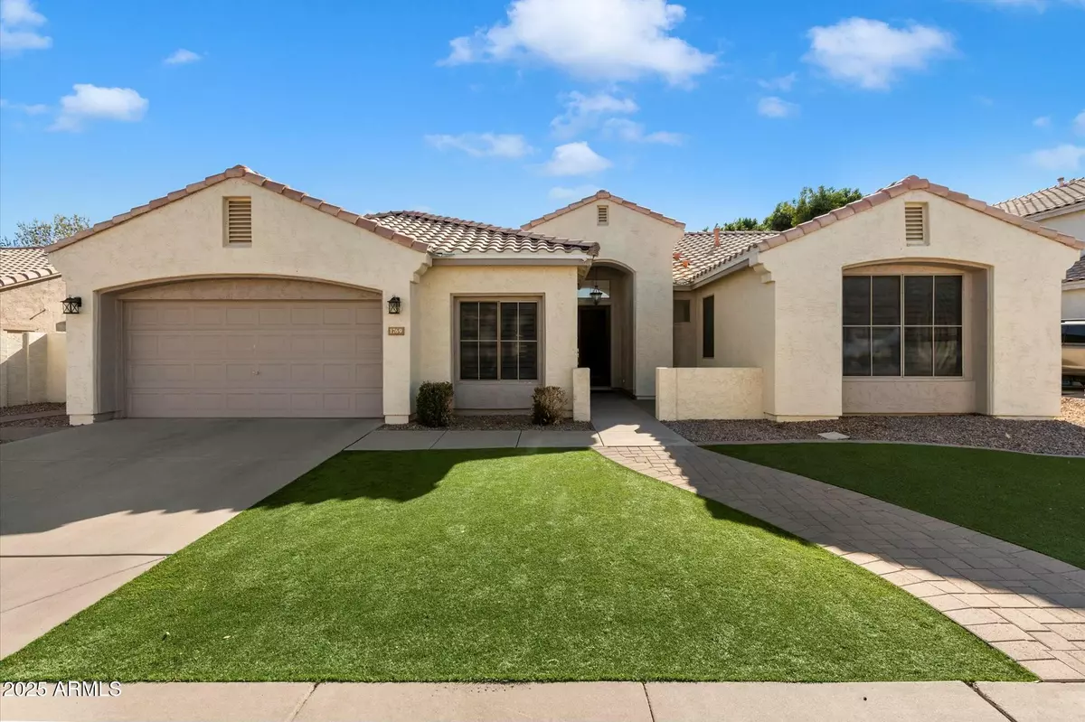 Chandler, AZ 85286,1769 W GOLDFINCH Way