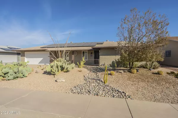 10108 W OAK RIDGE Drive, Sun City, AZ 85351