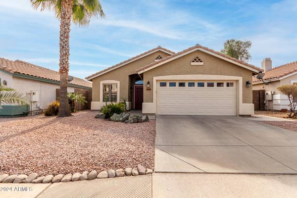 14739 W WILLOW Lane, Surprise, AZ 85374