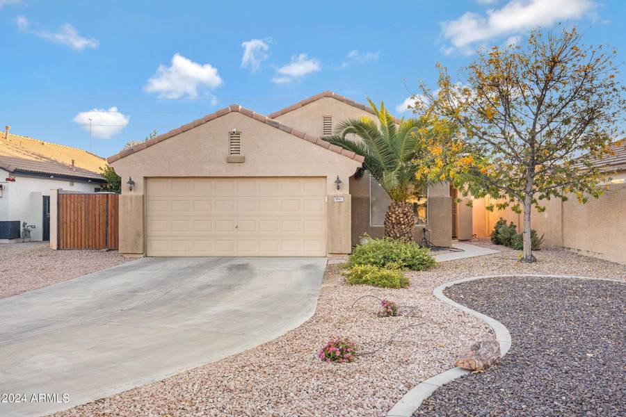 5847 E HOPI Circle, Mesa, AZ 85206