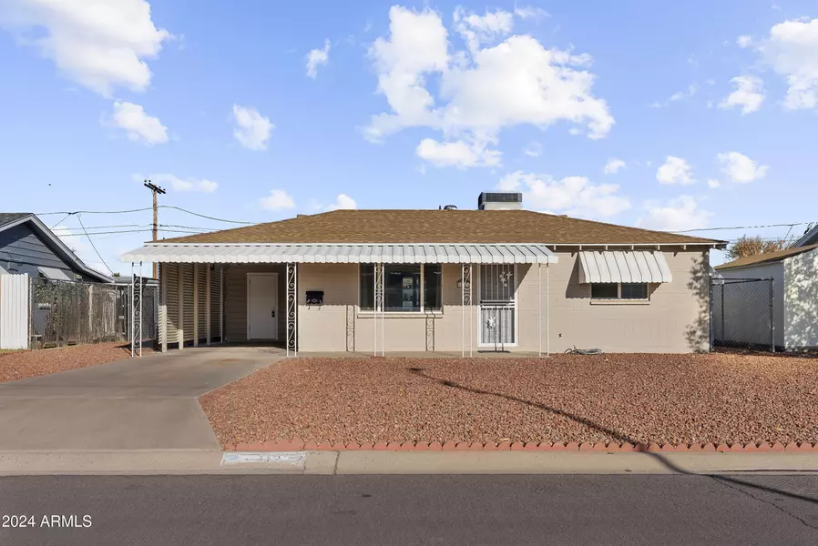 11222 W MONTANA Avenue, Youngtown, AZ 85363