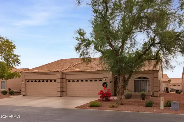 2101 S YELLOW WOOD Drive #60, Mesa, AZ 85209