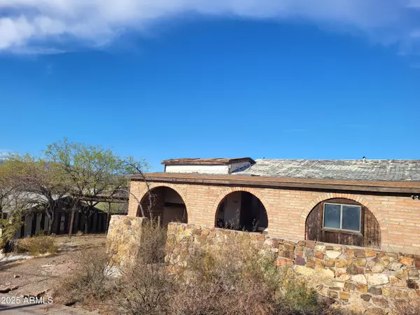 515 N SUNNYSLOPE Drive, Hayden, AZ 85135