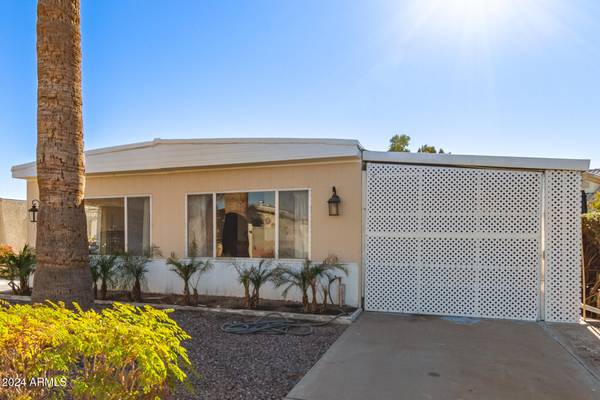 Mesa, AZ 85215,5807 E LEONORA Street