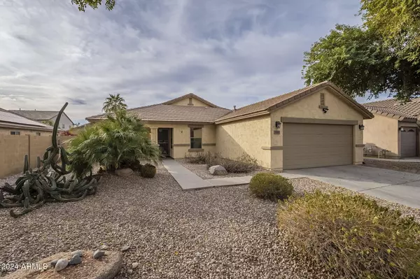 2665 W GOLDMINE MOUNTAIN Drive, San Tan Valley, AZ 85144