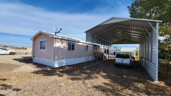 Salome, AZ 85348,40135 IDAHO Way