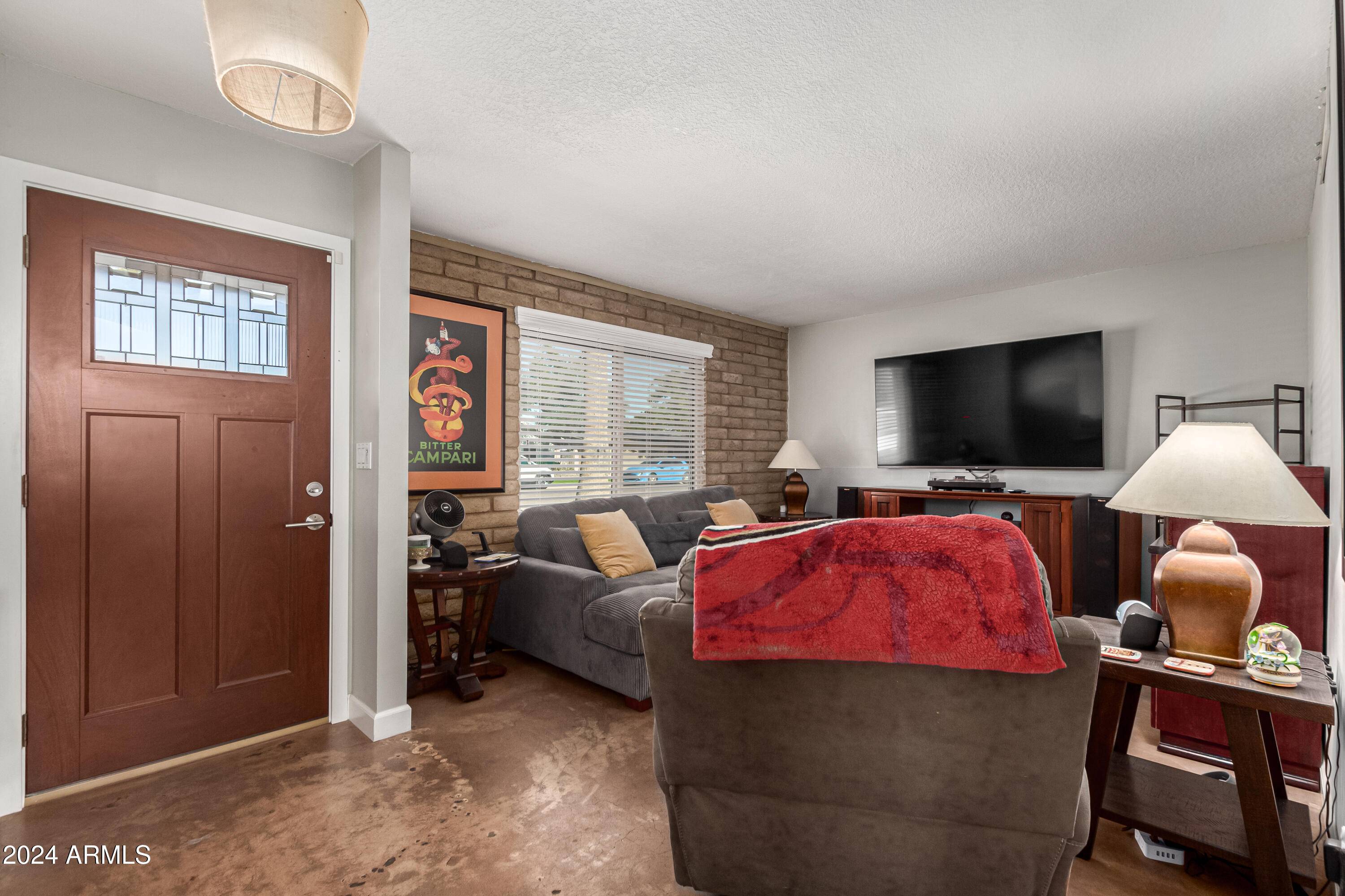 Phoenix, AZ 85028,3921 E SHAW BUTTE