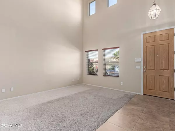 San Tan Valley, AZ 85143,319 E Palomino Way