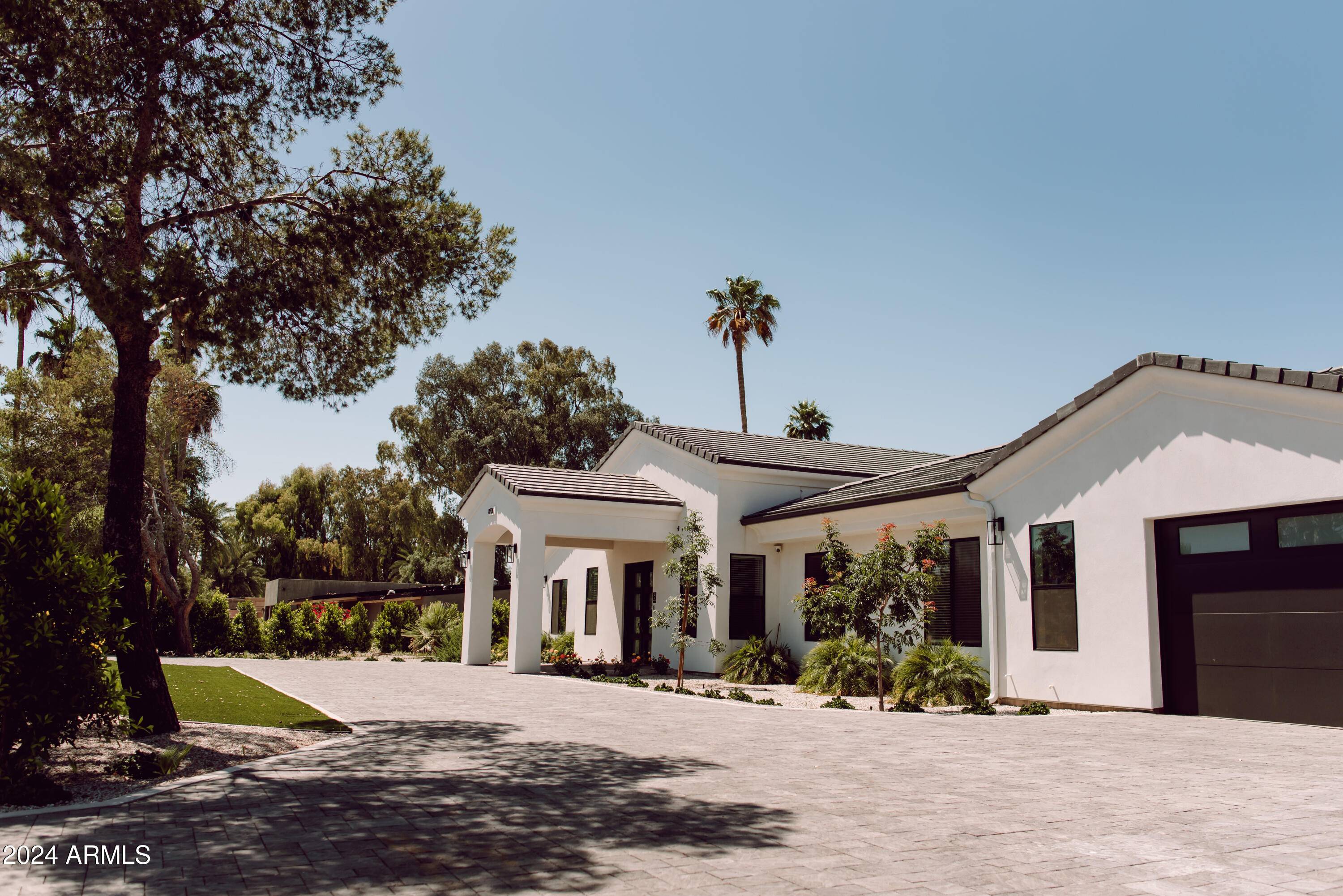 0 E ADULT HOME CARE Street, Scottsdale, AZ 85250