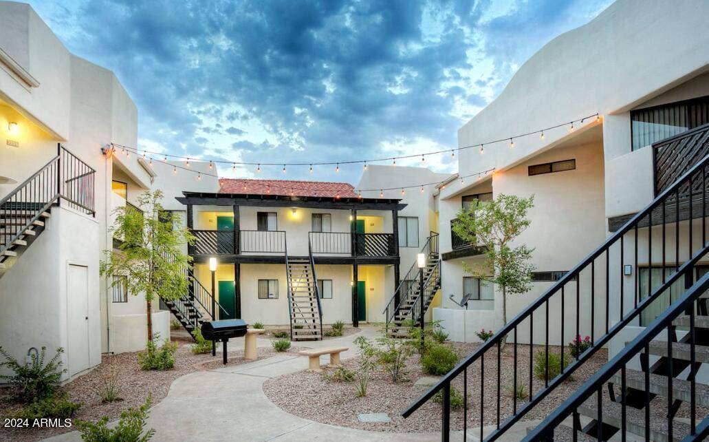 1820 E Bell De Mar Drive #B2, Tempe, AZ 85283
