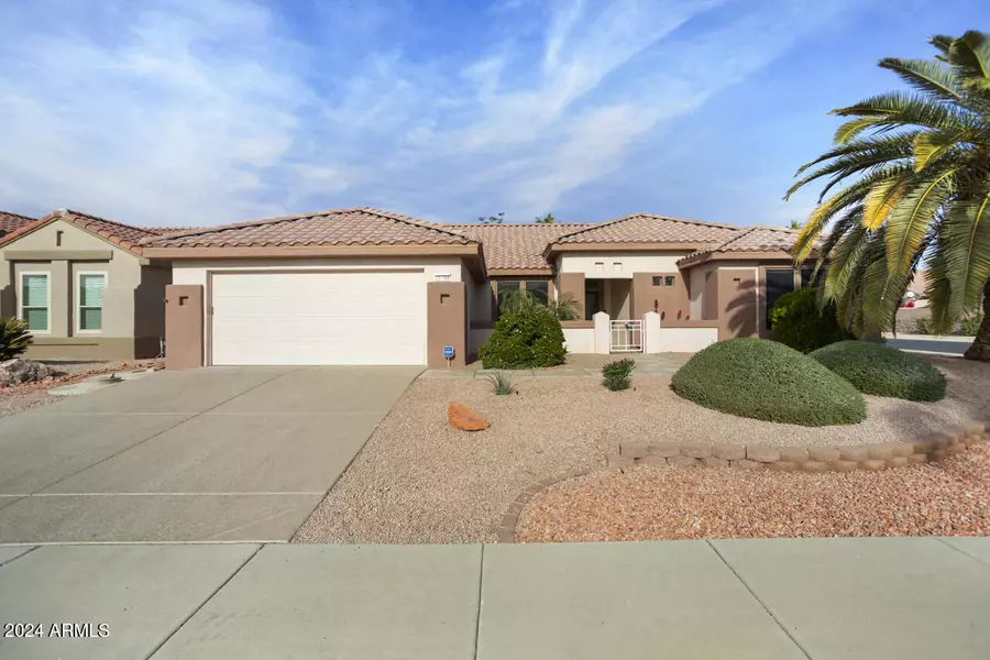 15744 W CLEAR CANYON Drive, Surprise, AZ 85374