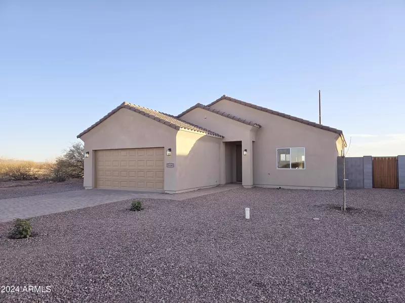 26165 W Desert Crest Street, Casa Grande, AZ 85193