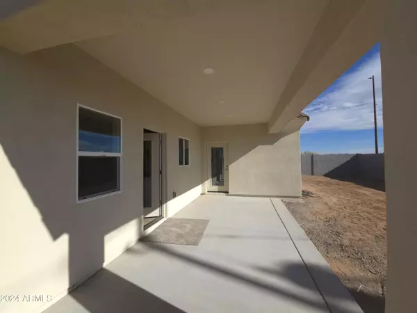 Casa Grande, AZ 85193,26165 W Desert Crest Street