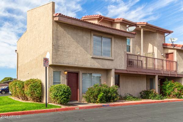 Glendale, AZ 85301,4828 W ORANGEWOOD Avenue #128