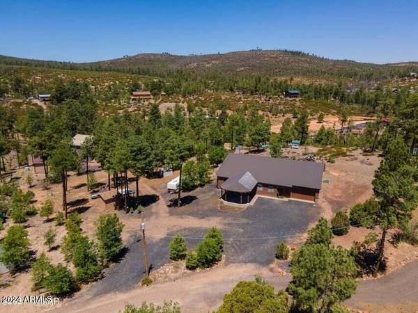 Show Low, AZ 85901,826 PINON PINE Road