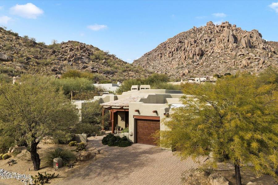 11410 E Juan Tabo Road, Scottsdale, AZ 85255