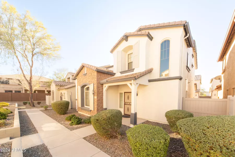 26325 N BABBLING BROOK Drive, Phoenix, AZ 85083