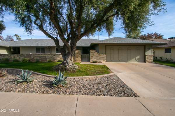 18435 N 125TH Avenue, Sun City West, AZ 85375