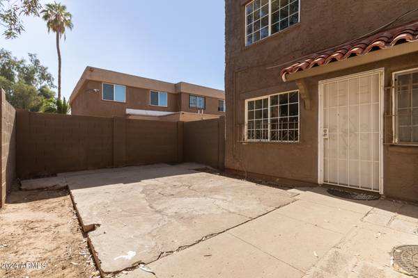 Phoenix, AZ 85040,4223 S 47TH Place