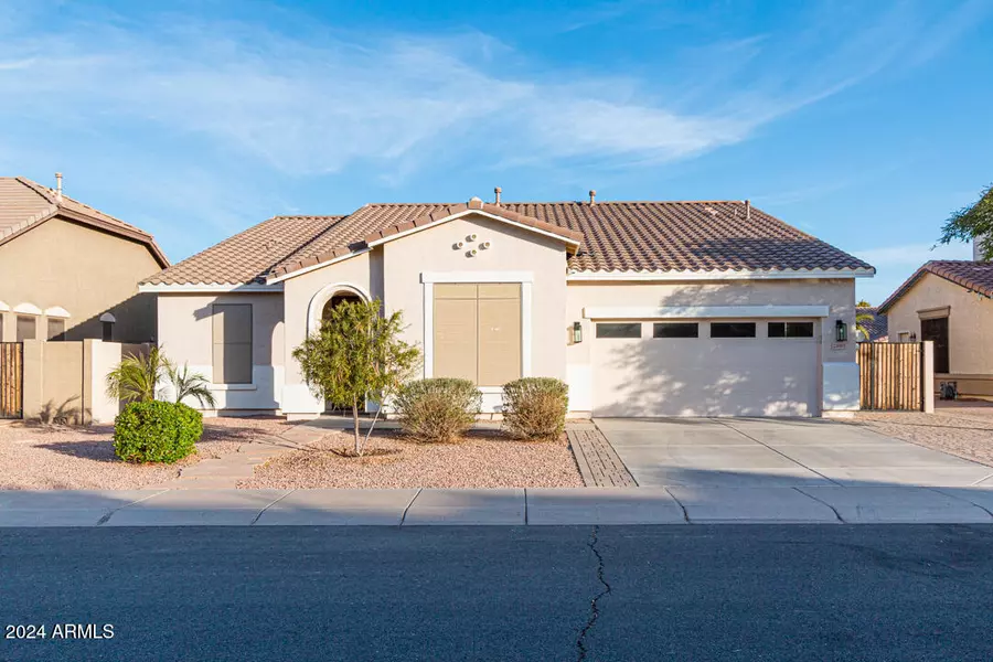 2890 E FANDANGO Drive, Gilbert, AZ 85298