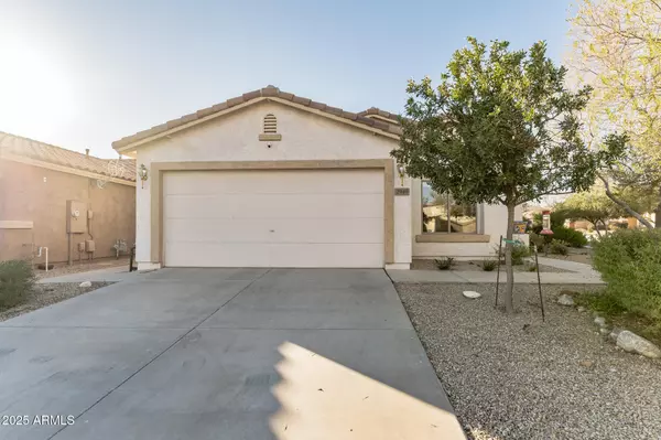 2949 W KRISTINA Avenue, San Tan Valley, AZ 85144