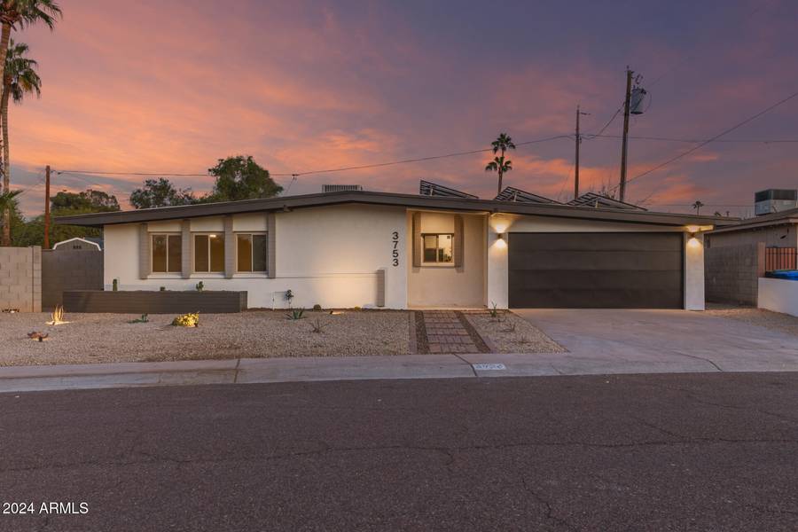 3753 E PARADISE Drive, Phoenix, AZ 85028