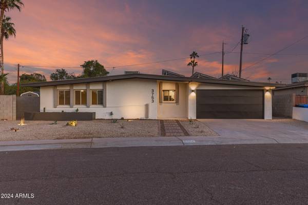 Phoenix, AZ 85028,3753 E PARADISE Drive