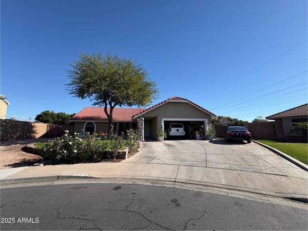 625 N 38TH Street N, Mesa, AZ 85205