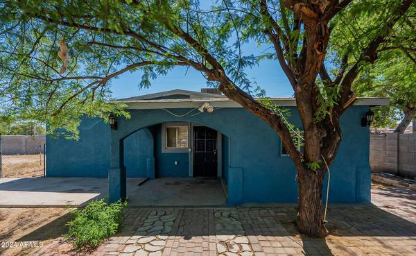 300 5TH Avenue E, Buckeye, AZ 85326