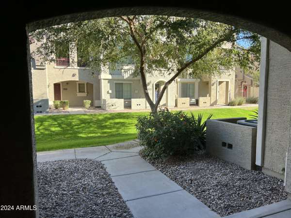 Tempe, AZ 85288,2402 E 5th Street #1546