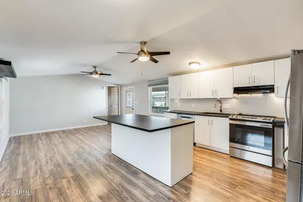 Litchfield Park, AZ 85340,6227 N LITCHFIELD Road #42