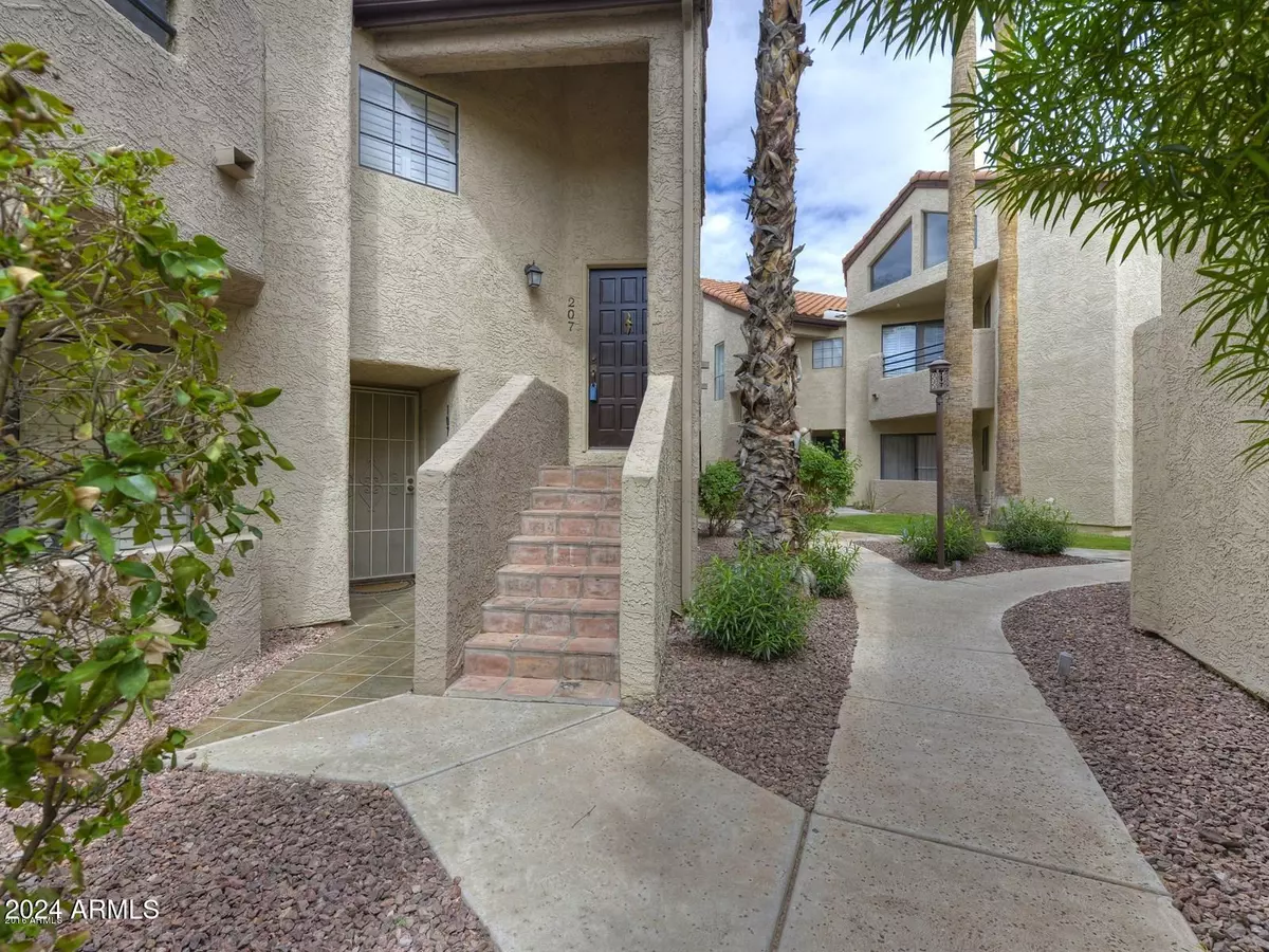 Scottsdale, AZ 85253,10301 N 70th Street N #207