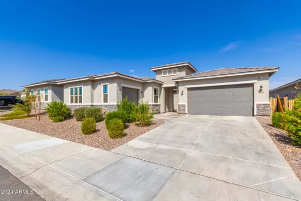 Litchfield Park, AZ 85340,18214 W MEDLOCK Drive