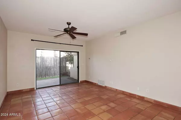 Fountain Hills, AZ 85268,16734 E GUNSIGHT Drive #107