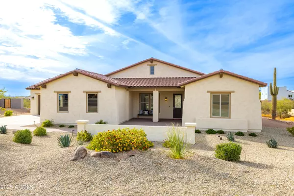 Apache Junction, AZ 85119,562 N Sun Road