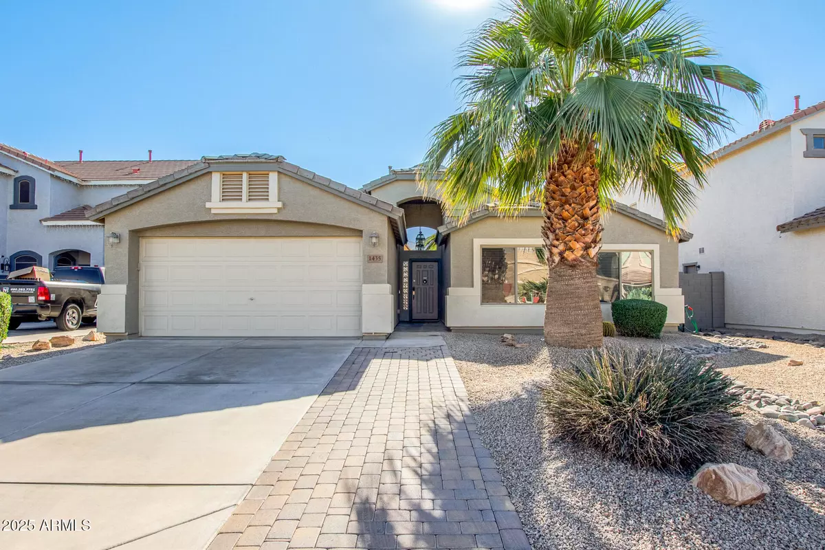 San Tan Valley, AZ 85140,1435 E DEBBIE Drive