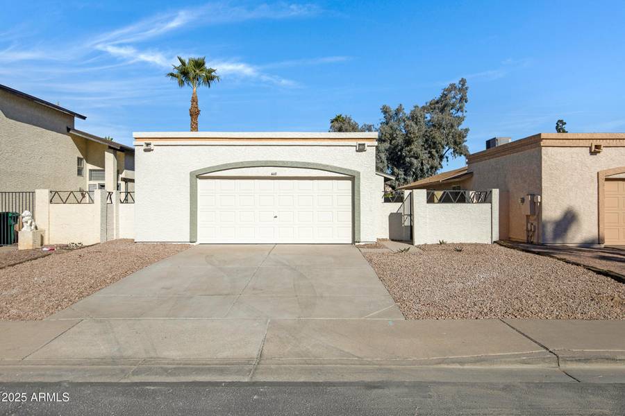 4110 E CONTESSA Street, Mesa, AZ 85205