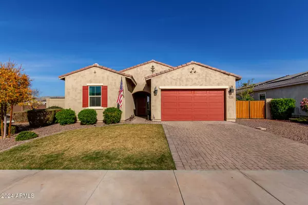 17966 W HIGHLAND Avenue, Goodyear, AZ 85395