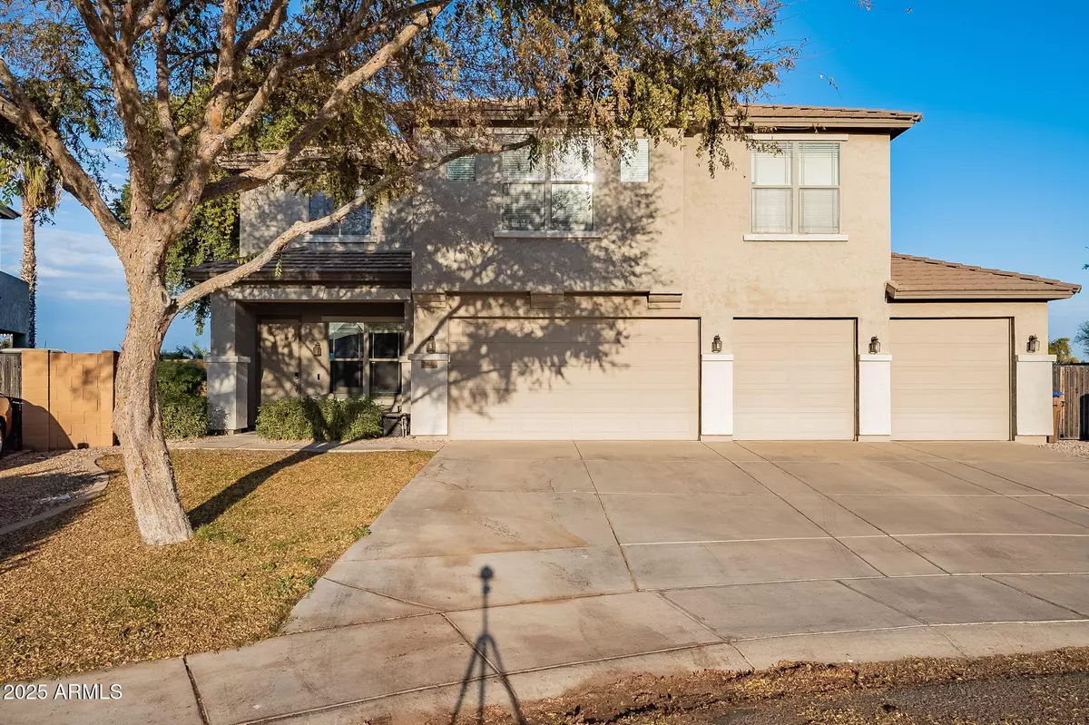 San Tan Valley, AZ 85144,2476 W GOLDMINE MOUNTAIN Drive