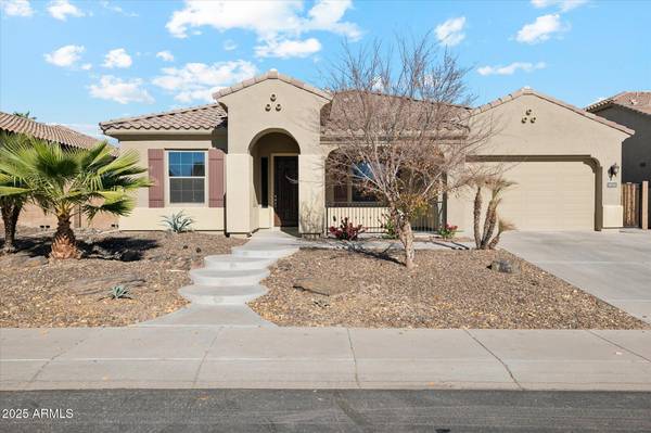 18332 W Cinnabar Avenue, Waddell, AZ 85355