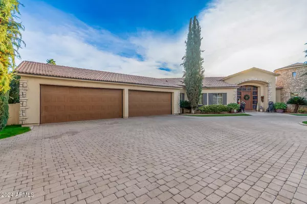 Paradise Valley, AZ 85253,7133 E BERNEIL Drive