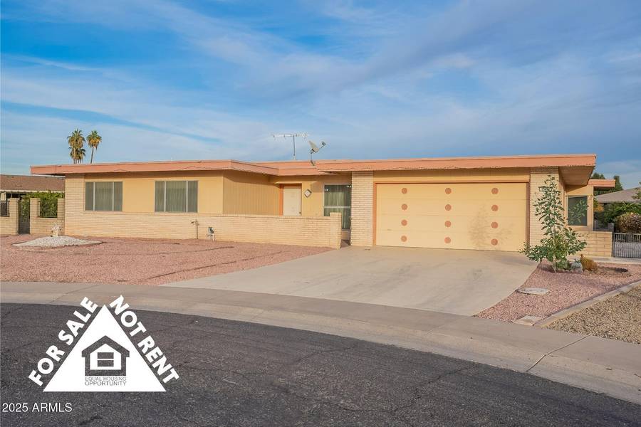 9526 W CEDAR HILL Circle, Sun City, AZ 85351