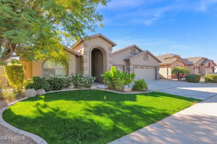 957 E CEDAR Drive, Chandler, AZ 85249