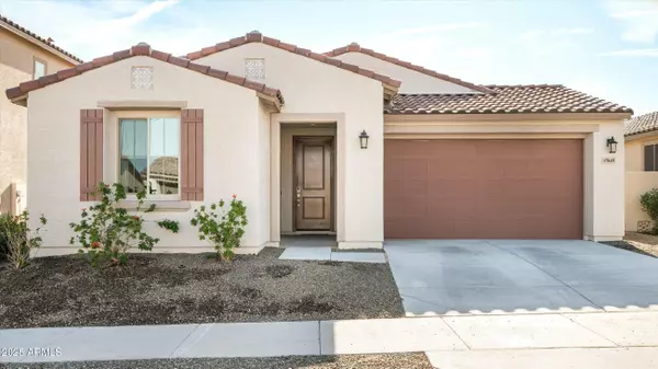 17849 W Thistle Landing Drive, Goodyear, AZ 85338