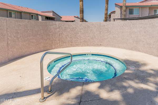 Mesa, AZ 85210,623 W GUADALUPE Road #174